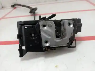 Peça sobressalente para automóvel em segunda mão fechadura da porta traseira direita por renault clio iv zen referências oem iam 825002104r  