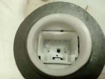 Peça sobressalente para automóvel em segunda mão fechadura da porta dianteira direita por subaru xv sport referências oem iam   899114