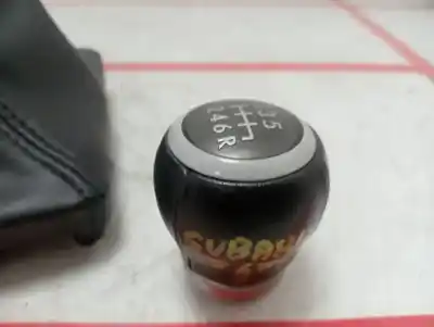 Pezzo di ricambio per auto di seconda mano pomello della leva del cambio per subaru xv sport riferimenti oem iam   899155