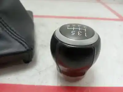Pezzo di ricambio per auto di seconda mano pomello della leva del cambio per subaru xv sport riferimenti oem iam   899155