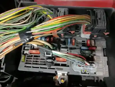 Peça sobressalente para automóvel em segunda mão módulo eletrônico por citroen c4 berlina cool referências oem iam 