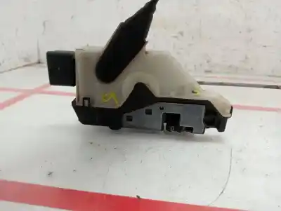Pezzo di ricambio per auto di seconda mano serratura porta anteriore destra per citroen c4 lim. collection riferimenti oem iam 9685351480  