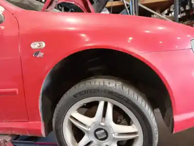 Peça sobressalente para automóvel em segunda mão guarda-lamas dianteiro direito por seat leon (1m1) sport referências oem iam 