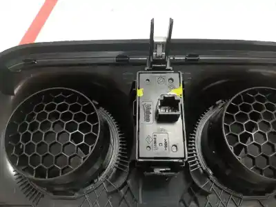 Автозапчасти б/у облицовка центральной консоли за dacia sandero stepway ссылки oem iam e3160101  893930