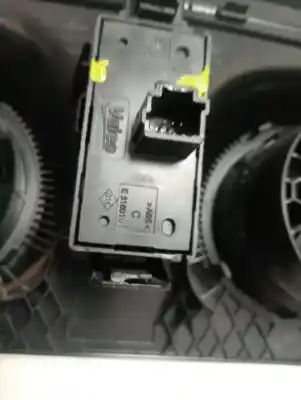 Автозапчасти б/у облицовка центральной консоли за dacia sandero stepway ссылки oem iam e3160101  893930