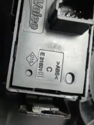 Автозапчасти б/у облицовка центральной консоли за dacia sandero stepway ссылки oem iam e3160101  893930