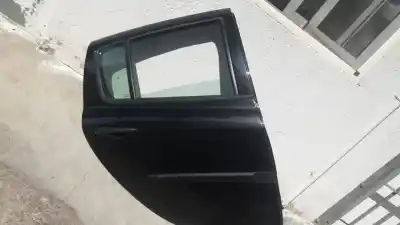 Recambio de automóvil de segunda mano de PUERTA TRASERA DERECHA para RENAULT CLIO III Authentique referencias OEM IAM   