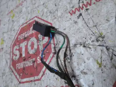 Автозапчасти б/у левое зеркало за citroen c4 berlina vtr plus ссылки oem iam   910135