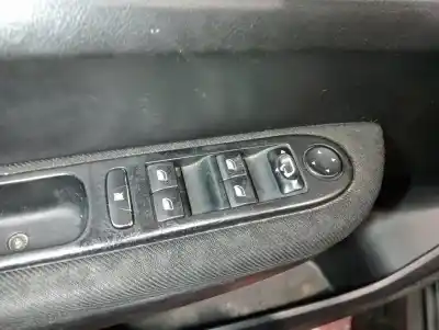 Piesă de schimb auto la mâna a doua panou comandã geamuri electrice fațã stânga pentru peugeot 307 break / sw (s1) sw pack referințe oem iam 