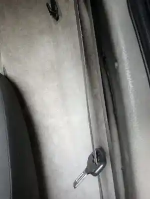 Pezzo di ricambio per auto di seconda mano CINTURA DI SICUREZZA ANTERIORE SINISTRA per CITROEN JUMPER CAJA CERRADA DESDE ´02 33 C 2.0 HDi / - HDi 85 Riferimenti OEM IAM   