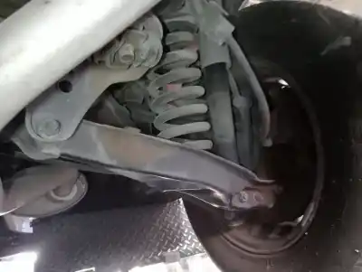 Peça sobressalente para automóvel em segunda mão conjunto de amortecedores traseiros por ssangyong rodius xdi referências oem iam 