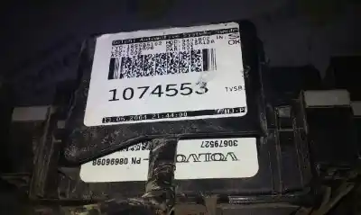 Second-hand car spare part fuse box unit for volvo xc70 2.4 diesel cat oem iam references 30679527  