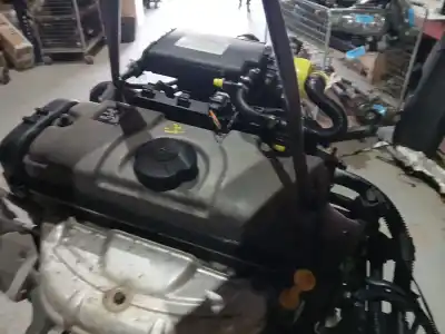 Tweedehands auto-onderdeel complete motor voor peugeot 206 berlina e-music oem iam-referenties   