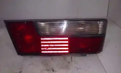 Pièce détachée automobile d'occasion feu arrière gauche pour peugeot 405 berlina clim références oem iam 