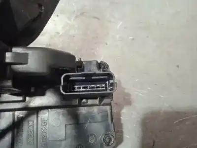Peça sobressalente para automóvel em segunda mão fechadura da porta dianteira direita por nissan note (e11e) tekna referências oem iam 805009u10c  