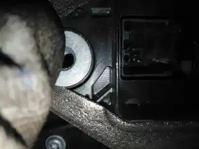 Автозапчастина б/у замок передній праві двері для opel astra k (b16) 1.4 turbo (68) посилання на oem iam 13597530  