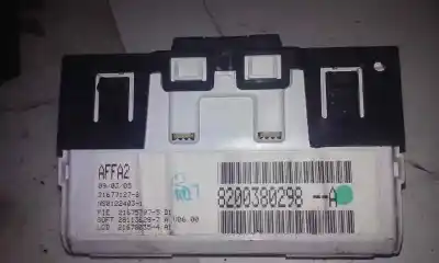Second-hand car spare part display for renault clio ii fase ii (b/cb0) authentique oem iam references 8200380298  