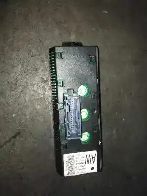 Second-hand car spare part display for opel meriva cosmo oem iam references 13208191  