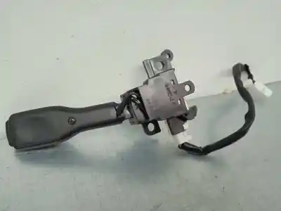 Peça sobressalente para automóvel em segunda mão comandos do volante por toyota auris luna referências oem iam 18a174  