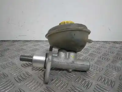 Tweedehands auto-onderdeel rempomp voor audi a6 berlina (4b2) 2.4 (121kw) oem iam-referenties 1973