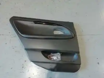 Автозапчастина б/у обликка задніх правіх дверей для volvo v40 familiar 1.9 diesel посилання на oem iam 