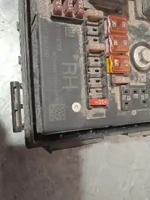 Tweedehands auto-onderdeel relais/zekeringenkastje voor opel astra j lim. cosmo oem iam-referenties 13318782  