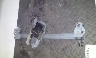 Second-hand car spare part passenger side right window regulator for citroen c3 1.4 oem iam references 