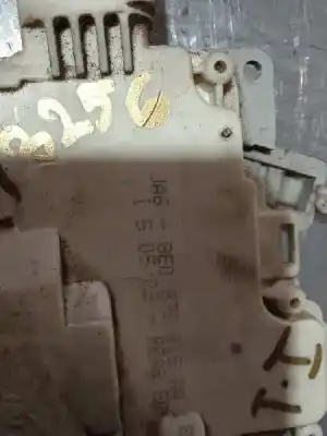 Peça sobressalente para automóvel em segunda mão fechadura da porta traseira esquerda por audi a4 avant (8e) 2.0 tdi referências oem iam 8e0839015aa  8 pin