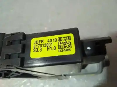 Peça sobressalente para automóvel em segunda mão motor elevador vidro dianteiro direito por kia pro cee´d (jd) 1.4 crdi 90 referências oem iam 82460a2010 617013001 