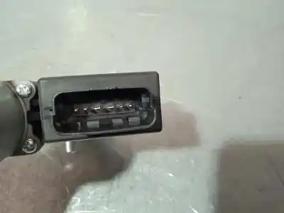 Peça sobressalente para automóvel em segunda mão motor elevador vidro dianteiro direito por kia pro cee´d (jd) 1.4 crdi 90 referências oem iam 82460a2010 617013001 