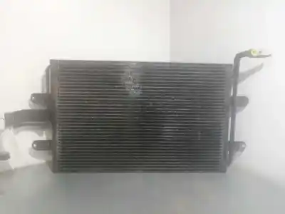 Gebrauchtes Autoersatzteil kondensator / kühler der klimaanlage kondensator zum volkswagen golf iv berlina (1j1) 1.9 tdi oem-iam-referenzen 1j0820411h