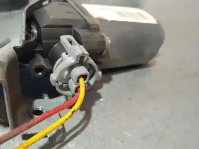 Second-hand car spare part passenger side right window regulator for nissan note (e11e) 1.5 dci turbodiesel cat oem iam references 400926b  