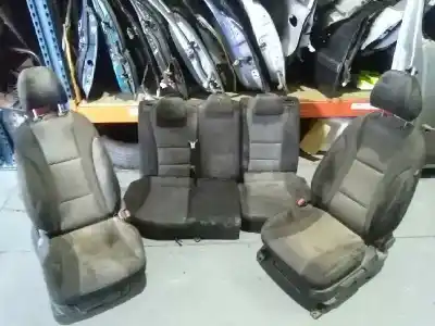 Second-hand car spare part complete seat set for hyundai i30 (gd) trend oem iam references  5 p 