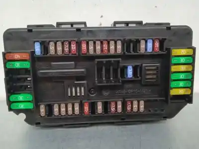 Pièce détachée automobile d'occasion Boîtes à Fusibles pour BMW SERIE M2 COUPE (F87) Basis Références OEM IAM 938906801  9389068