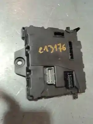 Recambio de automóvil de segunda mano de modulo electronico para renault master kipper doka l3h1 3.5t referencias oem iam 284b18927r  