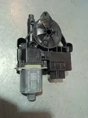 Автозапчастина б/у двиг скла задне ліво для SEAT LEON (5F1) Style Посилання на OEM IAM 5Q0959811A  
