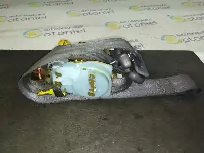 Pièce détachée automobile d'occasion pretensionneur d'airbag droit pour hyundai getz (tb) 1.3 gls références oem iam 888801c780lt