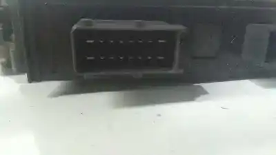 Pièce détachée automobile d'occasion moteur lève vitre avant droit pour peugeot 307 break / sw (s1) sw références oem iam 9634457480  