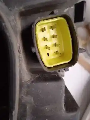 Gebrauchtes Autoersatzteil rechter scheinwerfer zum chrysler voyager (rg) 2.5 crd se grand voyager oem-iam-referenzen 04857702ab  4857702ab