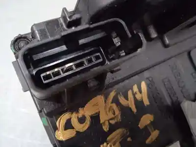 Second-hand car spare part rear left door lock for nissan note acenta oem iam references  3 pins 