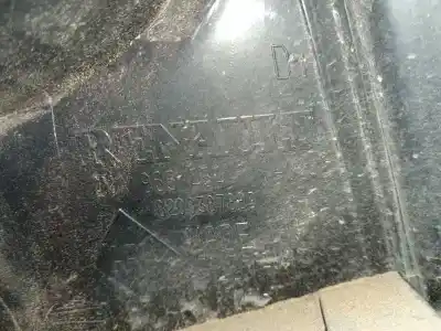 Second-hand car spare part right tailgate light for renault twingo dynamique oem iam references 8200387889  2va96545402