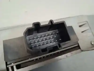 Pezzo di ricambio per auto di seconda mano modulo elettronico per audi a4 avant (8e) 2.0 tdi riferimenti oem iam 8e9035223d  