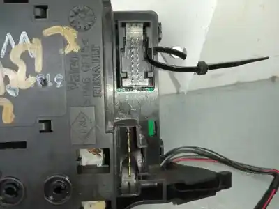 Pezzo di ricambio per auto di seconda mano comando pulito per renault scenic ii authentique riferimenti oem iam   