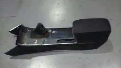 Tweedehands auto-onderdeel midden armsteun voor mazda 6 berlina (gg) 2.0 crtd 143 active oem iam-referenties gj6a64361