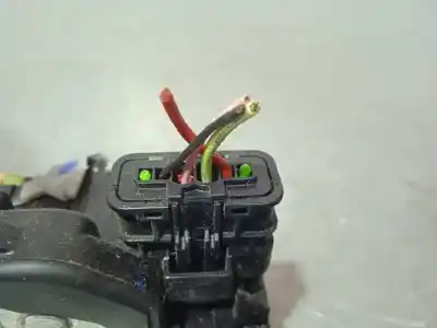 Second-hand car spare part left front door lock for nissan note acenta oem iam references   