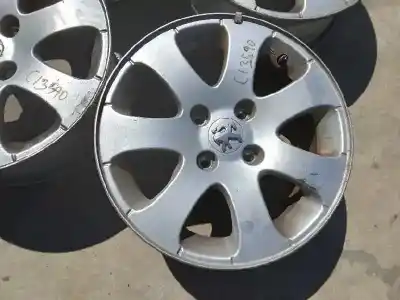 Pièce détachée automobile d'occasion jeu de jantes pour peugeot 307 (s1) xs références oem iam 6jx15 et27  