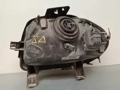 Pezzo di ricambio per auto di seconda mano faro anteriore destro per renault clio ii fase i (b/cbo) 1.4 alize 75 cv / 55 kw riferimenti oem iam 7701697618  67735101