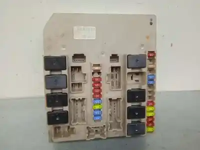Pièce détachée automobile d'occasion boîtes à fusibles pour renault clio iii authentique références oem iam 902663a  