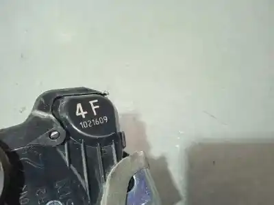 Автозапчастина б/у замок передній праві двері для toyota rav 4 iii (_a3_) 2.2 d (ala35_) посилання на oem iam 1021609  1021609