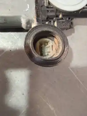 Автозапчастина б/у регулятор переднього правого скла для toyota rav 4 iii (_a3_) 2.2 d (ala35_) посилання на oem iam 8571035180  2621002330